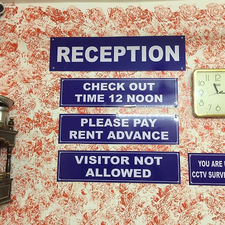 Karam Durga Guest House Új-Delhi Kültér fotó