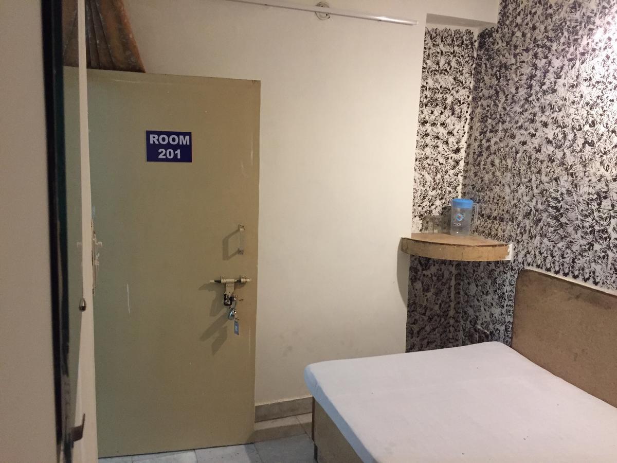 Karam Durga Guest House Új-Delhi Kültér fotó